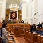 Un minuto de silencio en las Cortes de Castilla-La Mancha... los católicos también deben participar en política