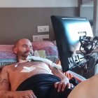 Jordi Sabaté, enfermo de ELA, en uno de los vídeos que hace para transmitir amor por la vida asumiendo las circunstancias que ésta nos presenta.