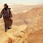 En la espiritualidad del desierto se encuentran las claves de la vida religiosa: una renuncia que ni siquiera busca el testimonio, solo el encuentro con Dios.