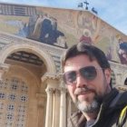 Tras más de una década organizando decenas de viajes, Julián Alcalde relata las implicaciones para los católicos de acudir a Tierra Santa.