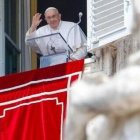 El Papa Francisco, tras su recuperación médica, vuelve a la ventana del Ángelus dominical