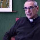 Lício de Araujo Vale tardó treinta años en superar el suicidio de su padre, y se formó profesionalmente en ese área para trabajar en la prevención.