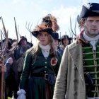 Charette y su colaboradora La Irlandesa con su ejército campesino en la película Vencer o Morir