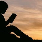 Un buen libro puede ayudar mucho a un niño a crecer en la fe