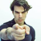 La acusación de "ultracatólico" a quien es simplemente católico obedece a una estrategia de señalamiento que busca dividir y enfrenar. Foto (contextual): Adi Goldstein / Unsplash.