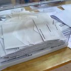 El arzobispo de Oviedo habla de un 'cambio deseable' tras las 'recientes pesadillas' de un 'desastre trucado y mendaz'.