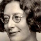 Simone Weil, de origen judío y raíces agnósticas, se quedó a las puertas del bautismo, pero hizo profesión expresa de fe en la Trinidad y en la Eucaristía.