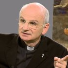 El padre Jean-Pascal Duloisy se enfrenta unas tres veces al mes al demonio en grandes exorcismos.