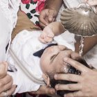 El bautismo siembra una semilla en el alma que hay que hacer fructificar. Foto: Carlos Daniel / Cathopic.com