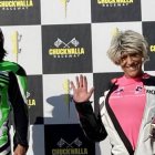 Jessica (en la foto, a la derecha) ha escrito una carta a los organismos internacionales del deporte reconociendo que no es justo compartir competición con mujeres.