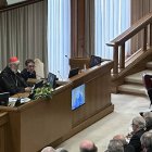 "Tan pronto como uno esté libre del miedo y de la obligación (normalmente con la ordenación sacerdotal), dejará de hacer las cosas que solía hacer por miedo y por obligación", dijo el cardenal.