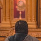 La oración es el lugar y momento donde pedir a Dios sabiduría, un conocimiento personal de intimidad con Él. Foto: Manuel Asturias, S.J. / Cathopic.com