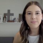 "La Nueva Era lo que hace es que te da felicidad momentánea o salud momentánea, son como cosas pequeñas a cambio de la luz de tu alma. El demonio dice 'te doy felicidad falsa, –porque no viene de Dios–, pero te quito la luz de tu alma'", dice la joven.