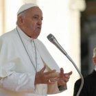 "No es libertad para hacer lo que uno quiera, sino libertad para hacer libremente lo que Dios quiera. No libertad para hacer el bien o el mal, sino libertad para hacer el bien", explicó Francisco.