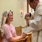 Bree Solstad dio un viraje radical a su vida, no solo en lo  moral, sino también en lo religioso, al descubrir el catolicismo y dejar atrás su formación inicial protestante.