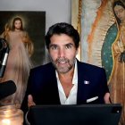 Eduardo Verástegui dirige habitualmente el rezo del Rosario desde sus redes sociales, en una sostenida campaña por la salvación de México y del mundo.