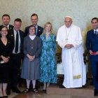 El Papa Francisco y Sor Smerilli, doctora en Economía Política, con CEOs y directivos de banca y empresa