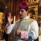 Pablo de Rojas con birreta clerical en una foto que difunde en el Facebook de su asociación