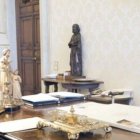 El Papa Francisco habla en español con el responsable de comunicación de los jesuitas en chino