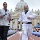 "Si realmente siguen siendo 'juegos', pueden ser, por tanto, un lugar excepcional para el encuentro de las personas, incluso las más hostiles", dice el Papa (foto: exhibición deportiva en el Vaticano).
