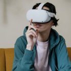 No todas las personas tienen acceso a la tecnología necesaria para participar en un sistema de dinero digital o de hacer uso de su identidad digital. Esto puede afectar a los más vulnerables, incluidos algunos miembros de la comunidad católica.