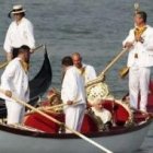 Benedicto XVI en góndola