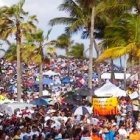 Buen tiempo y manifestación masiva