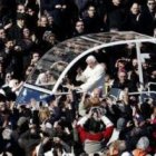 Benedicto XVI se despide de los fieles en San Pedro