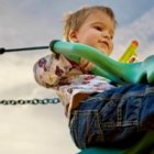 Cada persona es vista por Dios como alguien con nombre y vocación desde la concepción, como el tejedor tiene en su mente el diseño del tapiz