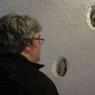 El templo de San Salvador de Val do Mao, en cuyos muros se encuentran 5 calaveras de origen desconocido