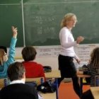En España muchos funcionarios y administraciones, militantes de laicismo radical, ponen mil dificultades para que las familias no puedan elegir la clase de religión
