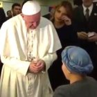 Francisco con Angélica Garduño, de 15 años, que le cantó el Ave María de Schubert