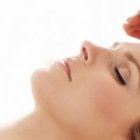 El reiki no es un tratamiento eficaz ni transmite energía: es un placebo, dice un estudio científico