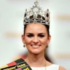 Lena Broeder es la primera profesora que gana el concurso de Miss Alemania.