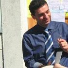 Luca di Tolve dedica en la calle su libro-testimonio «Yo fui gay».