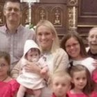 Mar y Javier tienen 12 hijos vivos, y cuatro en el cielo