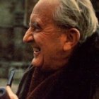 JRR Tolkien, autor de El Hobbit y El Señor de los Anillos, era un católico devoto y reflexivo sobre su fe