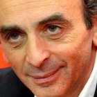 La clase dirigente surgida del 68 tiene todo el poder, sostiene Zemmour, pero la reacción está empezando ante tanta identidad amenazada por su espíritu de destrucción.