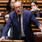 Antonio Filipe, portavoz del Partido Comunista Portugués, criticó la eutanasia y pidió cuidados paliativos