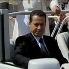 Paolo Gabriele en el papamóvil.