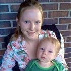 Amber, con Jonah, su hijo, nacido el 4 de marzo.