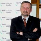 Ignacio García-Juliá, del Foro de la Familia, pide a los diputados que no sean abortistas que hablen y se manifiesten por la vida