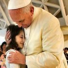 Francisco recibió a una veintena de niños gravemente enfermos y a sus familiares.