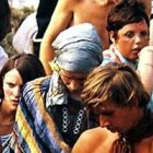 El camino torcido que se abrió en los años 60 y 70 con la supuesta «liberación» sexual empieza a ofrecer ahora sus frutos más podridos.