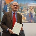 Luis Cano, coautor de esta obra crítica que recoge 25 predicaciones inéditas de San Josemaría
