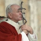 15 años han pasado ya desde que falleciera Juan Pablo II. La plataforma Famiplay lo recuerda con numeroso contenido audiovisual