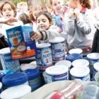 Potitos, leche, pañales... cosas que necesitan las familias con bebés, siguen con un IVA del 21 por ciento