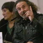 José María Cano es músico, fue fundador de Mecano, y ahora pintor de gran éxito, haciendo también obras de tipo espiritual