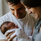 Los teólogos de la Pontificia Academia por la Vida que quieren cambiar la doctrina católica sobre la anticoncepción no tienen una visión real de lo que demandan las parejas que quieren vivir su fe. Foto (contextual): Kelly Sikkema / Unsplash.