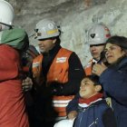 El 5 de agosto de 2010 colapsó la mina San José. Alimentados por una lata de atún, los mineros sabían quién les daba la fuerza.